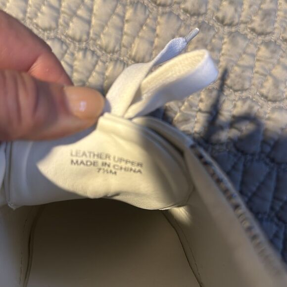 J/Slides Hilton Laser Metallic Low Cut Leather Sneakers Size 7 1/2 - Picture 10 of 10